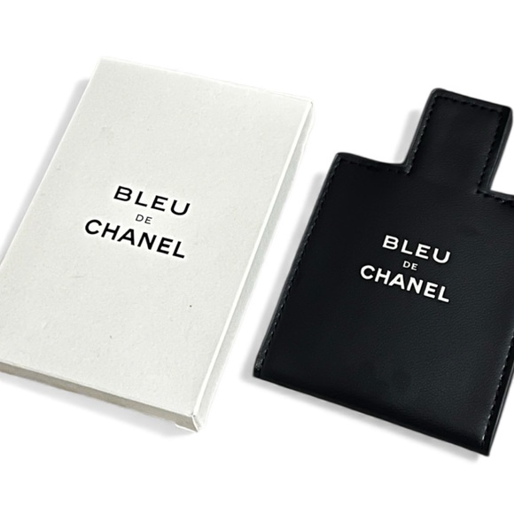 Chanel Parfums Bleu de Chanel Pocket Grooming Kit - Picture 3 of 3